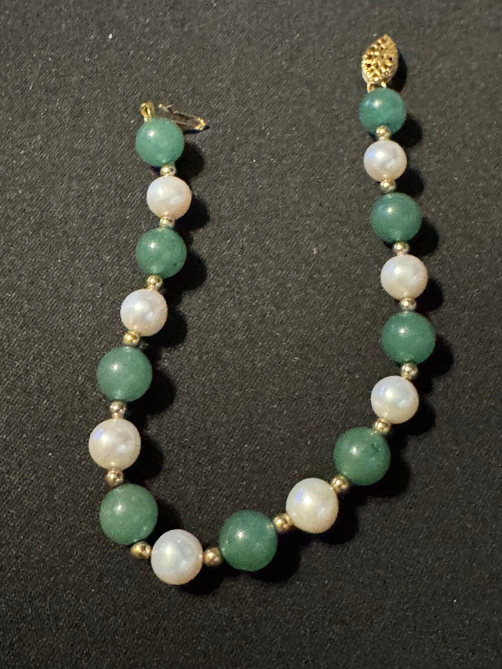 Vintage 14k Findings Jade & Pearl Bracelet 7in
